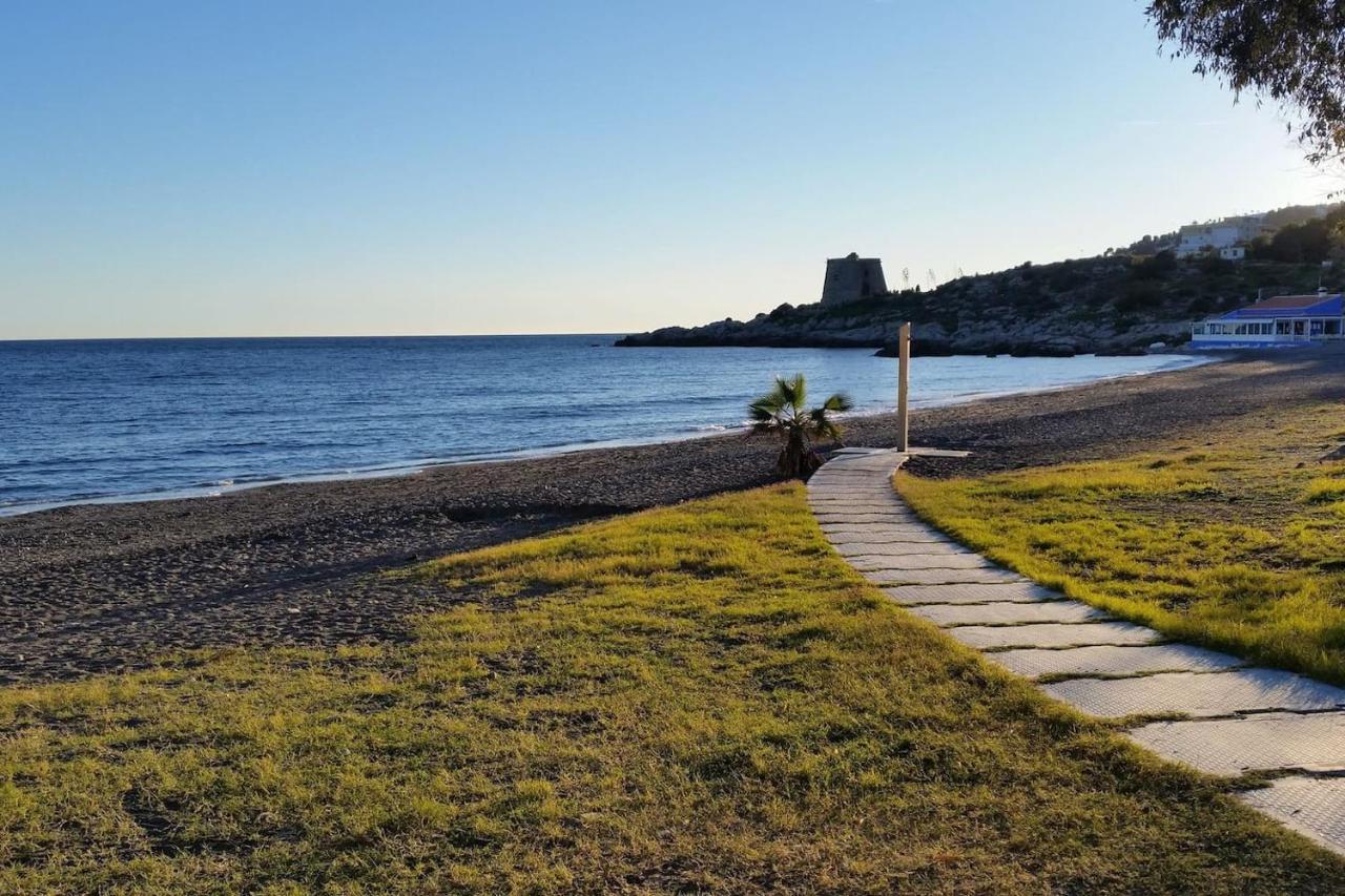Apartamento Brisa Del Mar Almuñécar Екстериор снимка